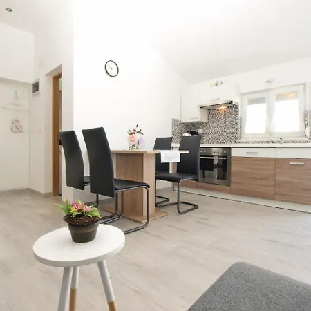 Holiday home House Ankica 1818 Pula